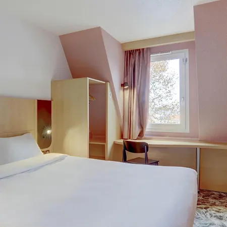 Ibis Hotel
