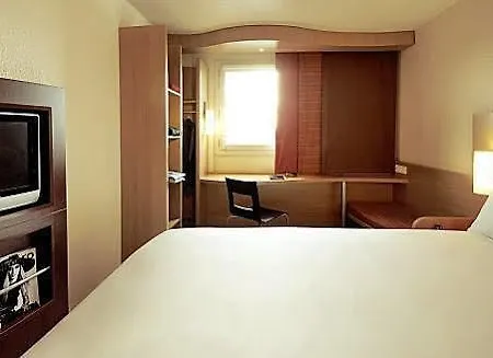 Hotel Ibis 2*